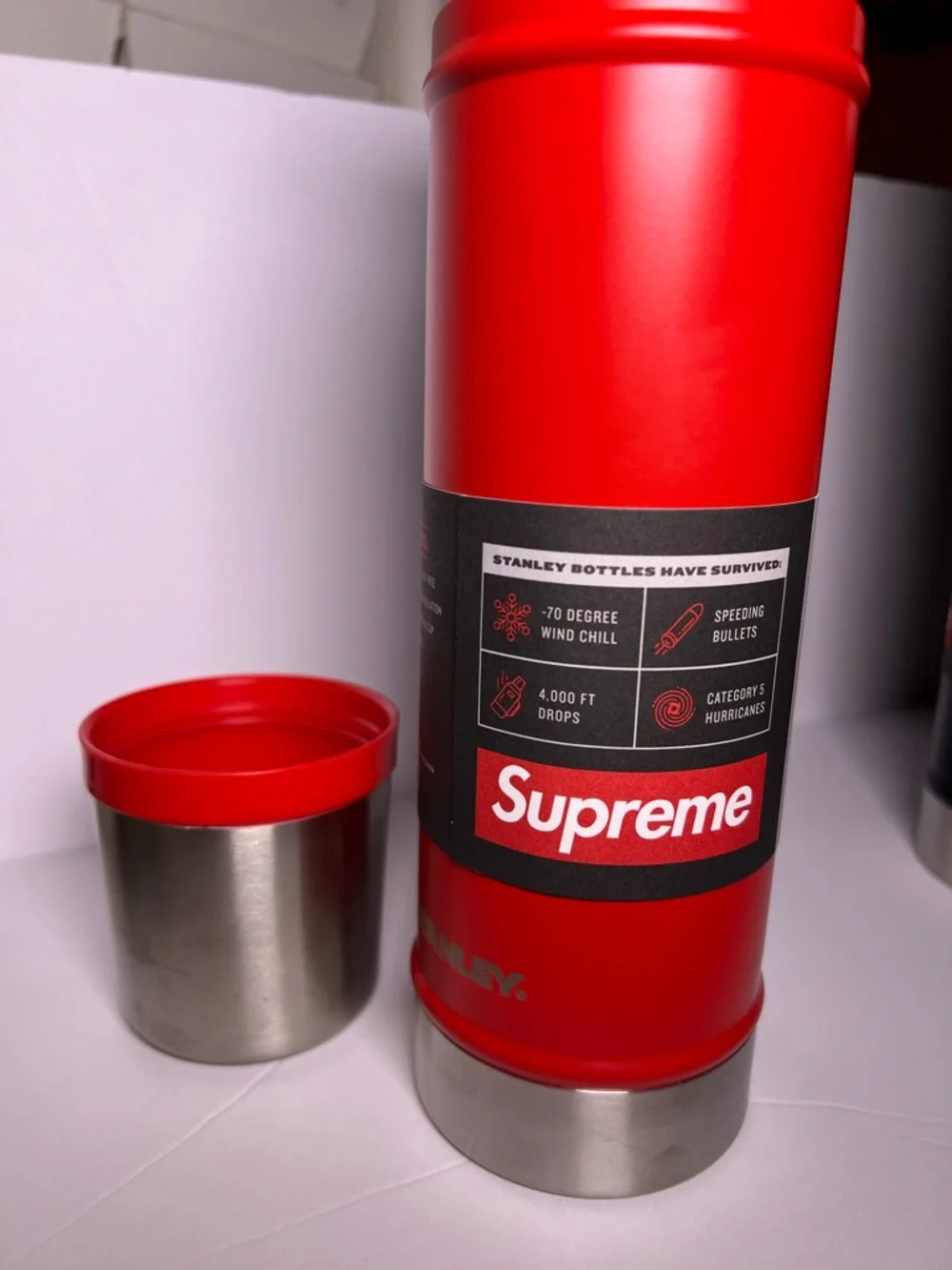 Supreme x Stanley Classic Bottle 20oz Thermos Red + Black Stainless Steel - Picture 8 of 14